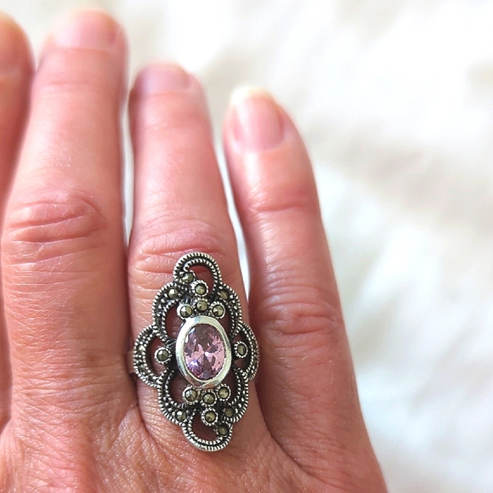 Intricate Silver Ring with Pink Gemstone